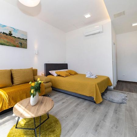 Studio Apartments Heart Of Ζαντάρ Εξωτερικό φωτογραφία
